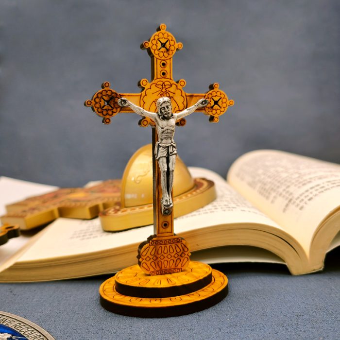 十字架-权杖-橄榄木-带圣尸带底座-13x7cm Catholic religious art