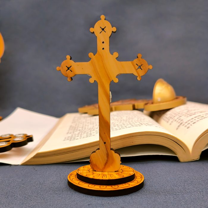 十字架-权杖-橄榄木-带圣尸带底座-13x7cm Catholic religious art