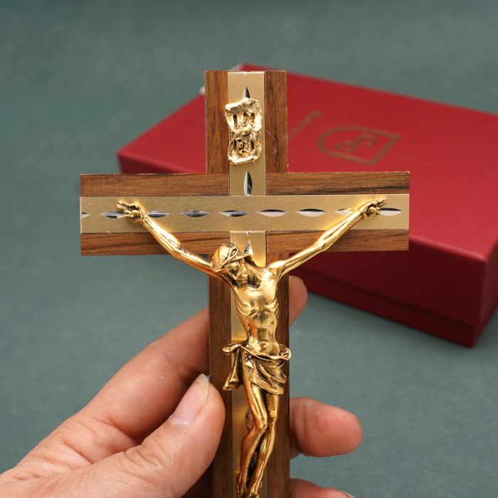 十字架-基督-胡桃木金色圣尸摆台-18x9cm Catholic religious art