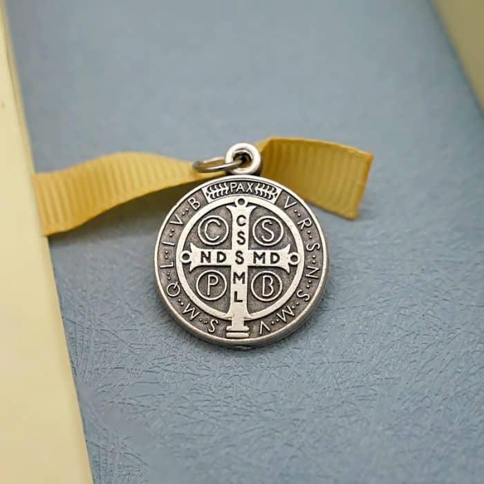 DIY小吊牌-圣本笃-锌合金-银色棕-2.1cm Catholic religious art