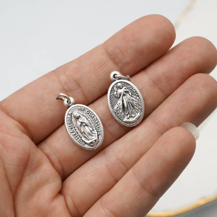 DIY小吊牌-瓜达卢佩+上主慈悲-锌合金-1.7cm Catholic religious art