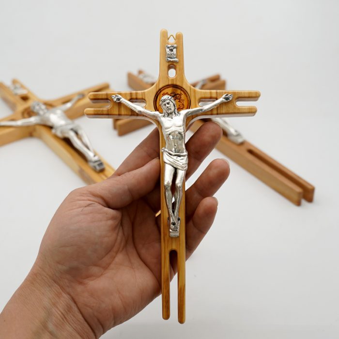十字架-橄榄木镂空设计带合金镀银圣尸-19x11.5cm Catholic religious art