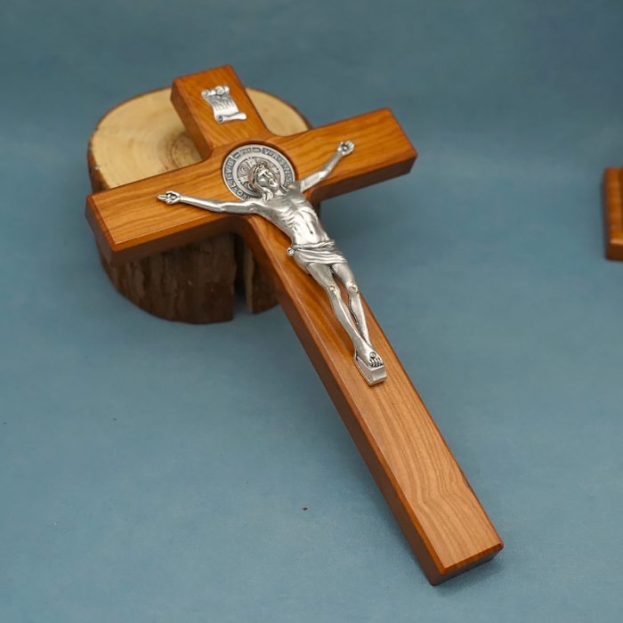 十字架-圣本笃-橄榄木合金圣尸带镀银圣牌-25x15cm Catholic religious art