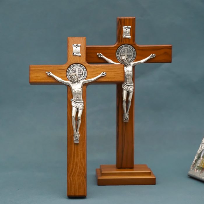 十字架-圣本笃-橄榄木合金圣尸带镀银圣牌-25x15cm Catholic religious art