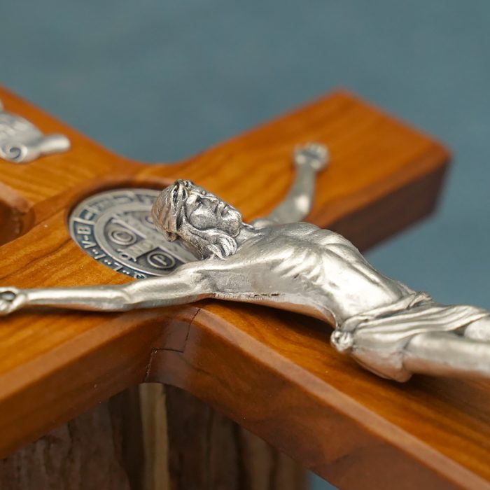 十字架-圣本笃-橄榄木合金圣尸带镀银圣牌-25x15cm Catholic religious art