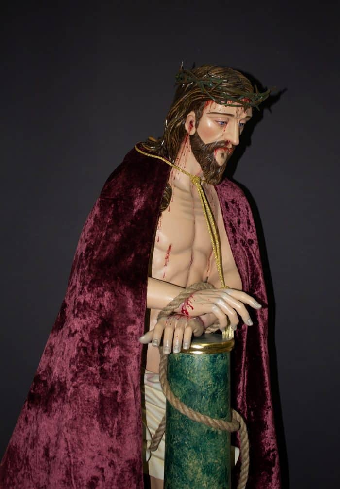 葡萄牙木雕-我们的主，被系在柱上的 Catholic religious art