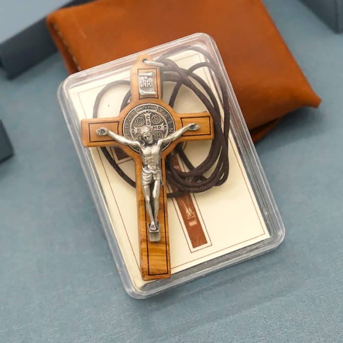 十字架项链-圣本笃-橄榄木-银色圣尸和圣牌-7.5cm Catholic religious art