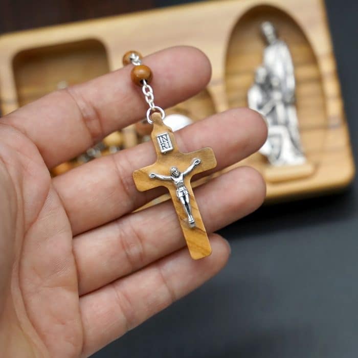 玫瑰念珠-圣家-橄榄木套装 Catholic religious art