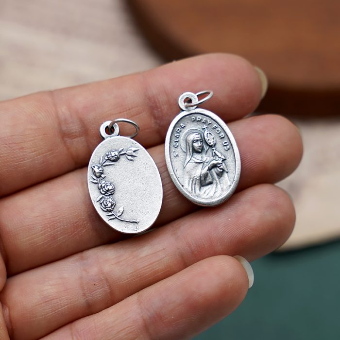 DIY小吊牌-圣女加辣+玫瑰花-锌合金-镀银-2.2cm Catholic religious art