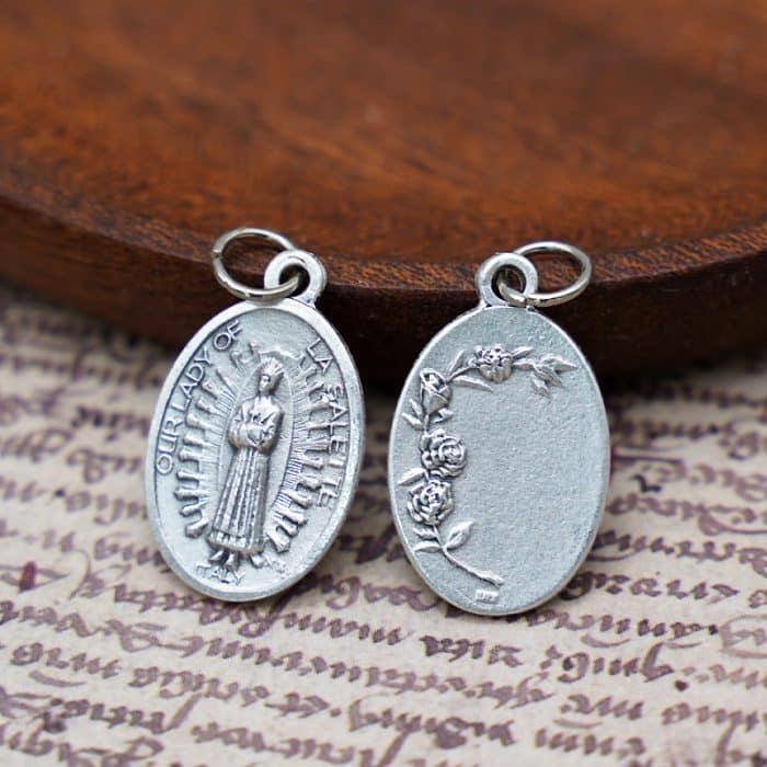 DIY小吊牌-拉沙乐特圣母+玫瑰花-锌合金-2.2cm Catholic religious art