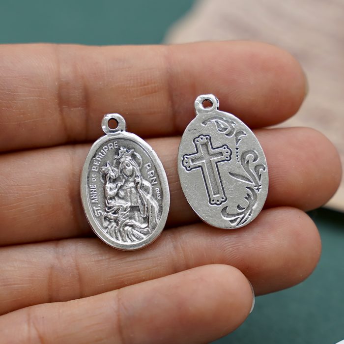 DIY小吊牌-圣亚纳·德博普雷+十字架和花-锌合金-2.2cm Catholic religious art