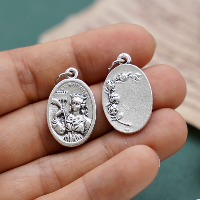 DIY小吊牌-圣芭芭拉+玫瑰花-锌合金-2.2cm Catholic religious art