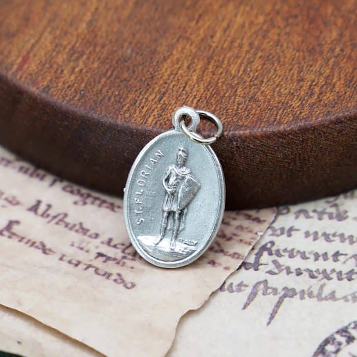 DIY小吊牌-圣弗洛里安+十字架-锌合金-镀银-2.2cm Catholic religious art