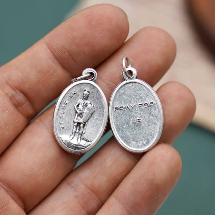 DIY小吊牌-圣弗洛里安+字-锌合金-2.2cm Catholic religious art