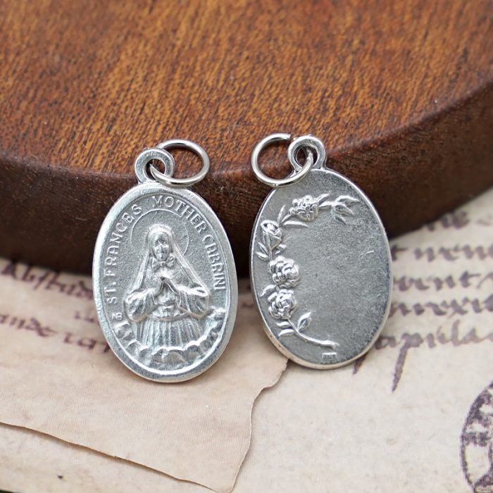 DIY小吊牌-圣方济斯嘉·卡布里尼+玫瑰花-锌合金-镀银-2.2cm Catholic religious art