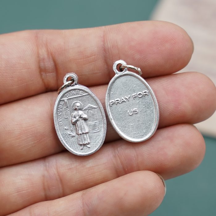 DIY小吊牌-圣维雅纳神父+字-锌合金-2.2cm Catholic religious art