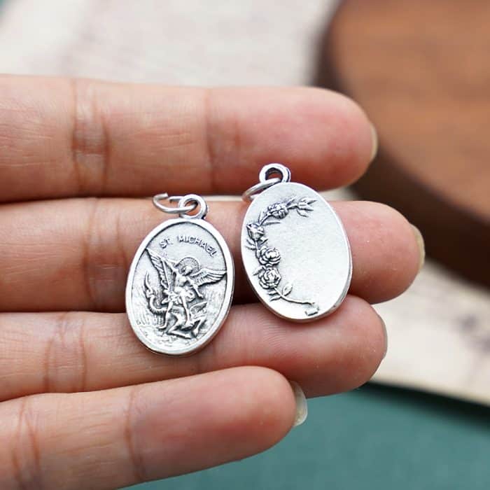 DIY小吊牌-圣弥额尔+玫瑰花-锌合金-镀银-2.2cm Catholic religious art