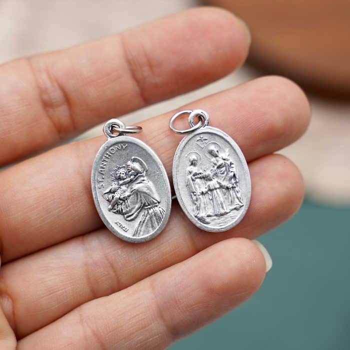 DIY小吊牌-安多尼+圣家-锌合金-镀银-2.2cm Catholic religious art