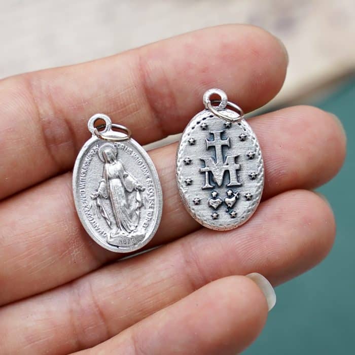 DIY小吊牌-圣母显灵-锌合金-镀银-2.2cm Catholic religious art