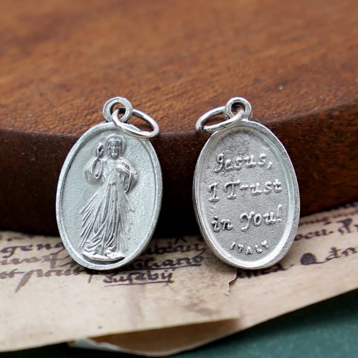 DIY小吊牌-上主慈悲+字（耶稣我信赖你）-锌合金-镀银-2.2cm Catholic religious art