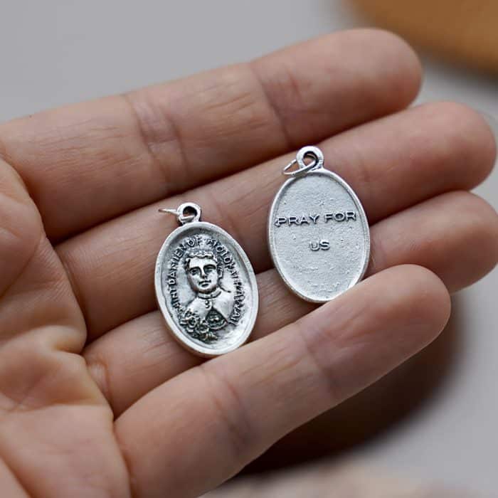 DIY小吊牌-达米盎神父(痳疯患者主保)-锌合金-2.2cm Catholic religious art