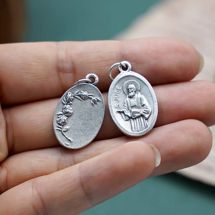 DIY小吊牌-圣达陡+玫瑰花-锌合金-镀银-2.2cm Catholic religious art