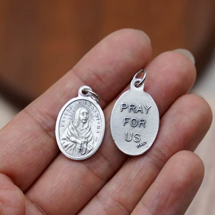 DIY小吊牌-圣女加特丽·泰卡维达-锌合金-2.2cm Catholic religious art