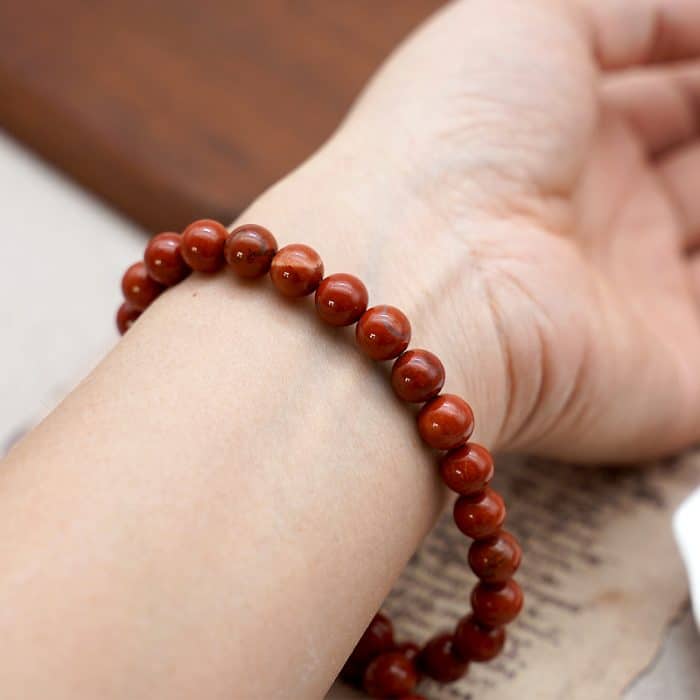 DIY珠子-红石8mm（1条约45颗） Catholic religious art