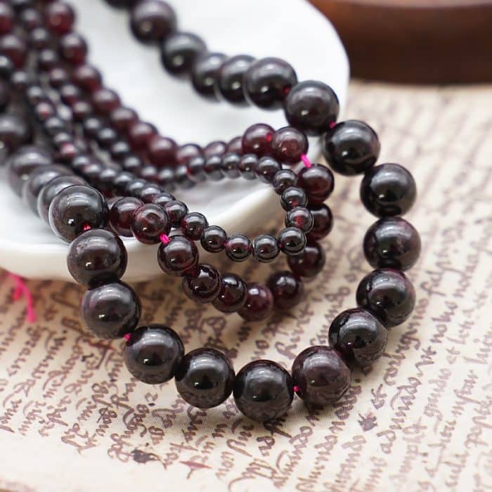 DIY珠子-石榴石 Catholic religious art