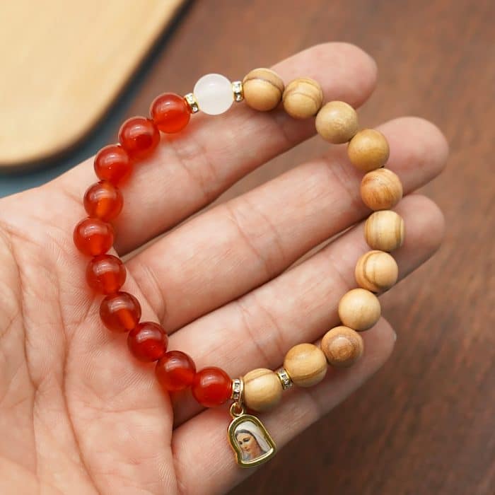 弹力手链-原色玛瑙橄榄木-默主哥耶金色吊坠-8mm Catholic religious art