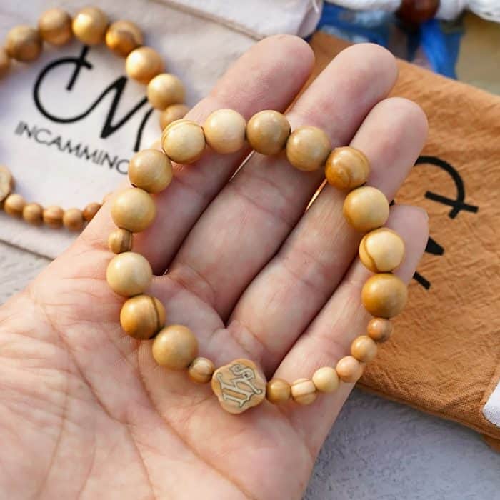 弹力手链-IHS符号-橄榄木-1.0cm-13颗珠 Catholic religious art