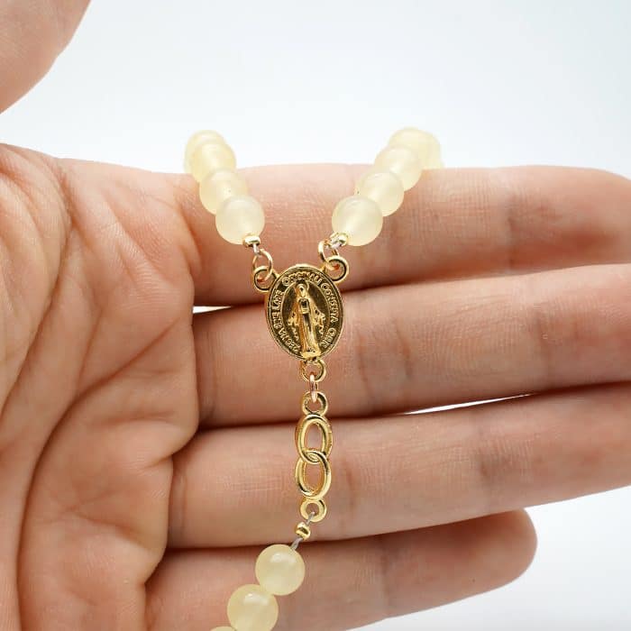 玉髓珠玫瑰念珠 - 珐琅十字架与意大利配件，附礼盒 Catholic religious art