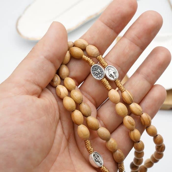 6x9毫米橄榄木珠玫瑰念珠绳编上主慈悲耶稣显灵圣母与圣本笃 Catholic religious art