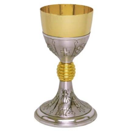 錾刻金属圣爵 - 杯直径9厘米，高19厘米