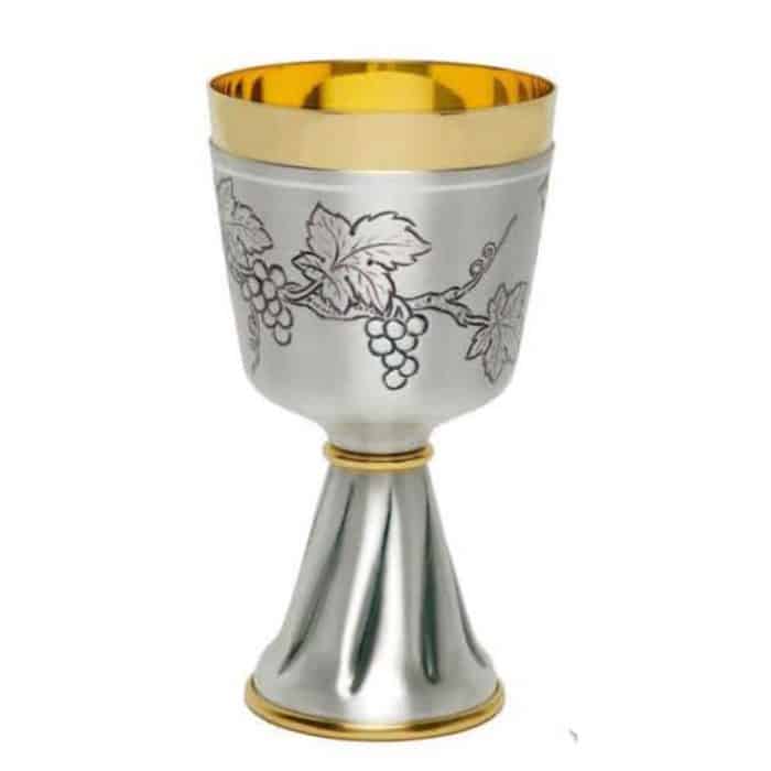 錾刻圣爵 - 杯直径9厘米，高16.5厘米 Catholic religious art
