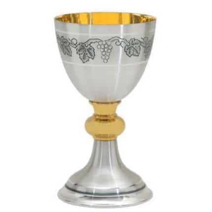 錾刻金属圣爵，杯直径10.5厘米，高19厘米