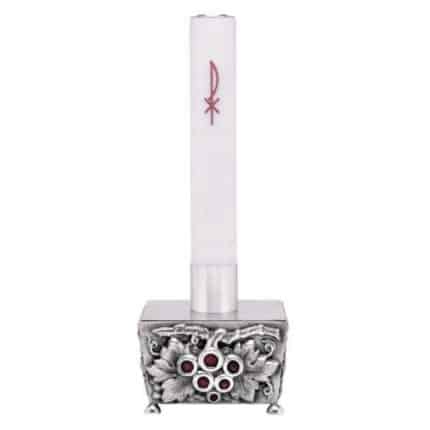 带珐琅的青铜烛台，高12厘米