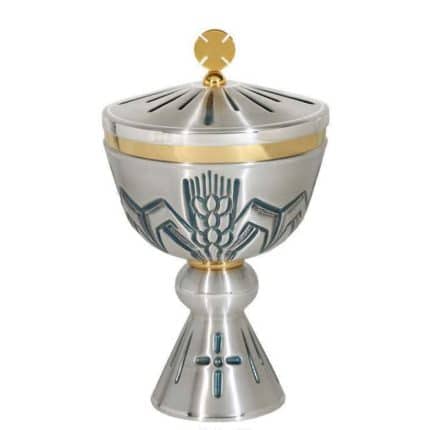 雕刻金属圣体盒，杯直径13厘米，高22厘米