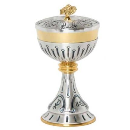 雕刻金属圣体盒，杯直径12厘米，高22.5厘米