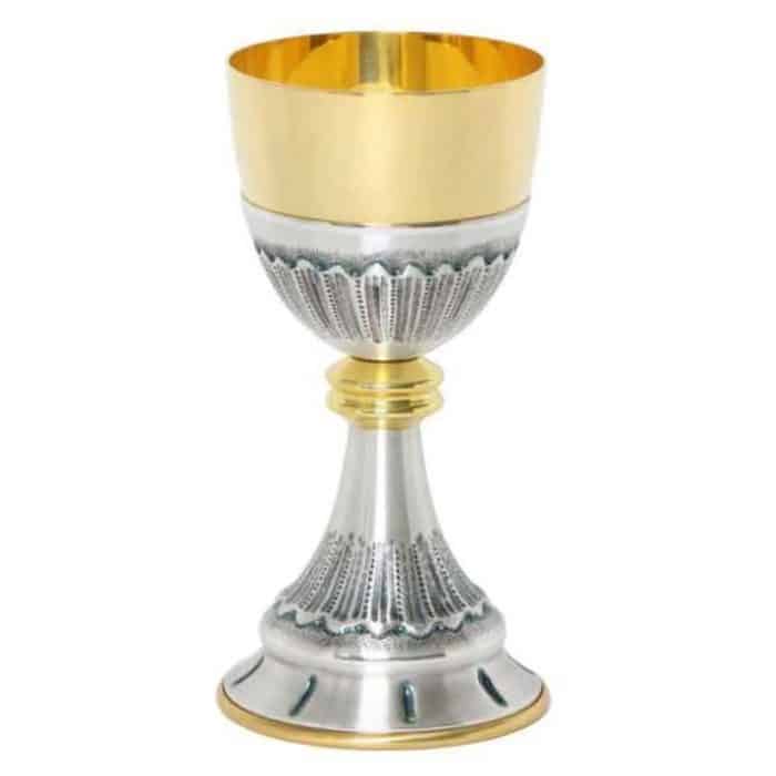 錾刻金属圣爵，杯直径10厘米，高21厘米 Catholic religious art