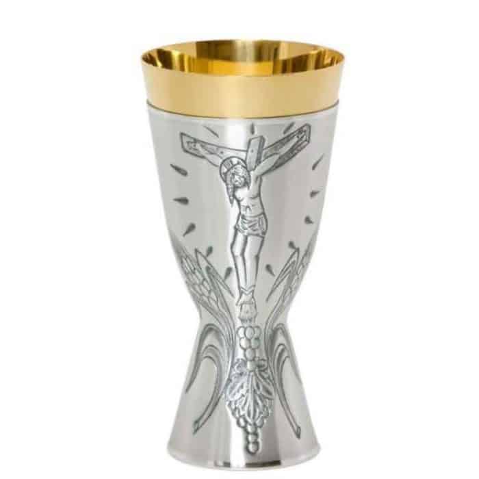錾刻金属圣爵，杯直径9厘米，高18厘米 Catholic religious art
