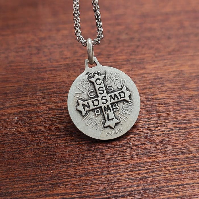 法国银圣牌- 圣本笃半身像 - 925银 - 1.8cm Catholic religious art