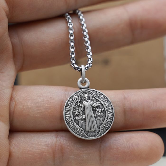 法国银圣牌-925银-法国制造-18mm-送钛钢链 Catholic religious art