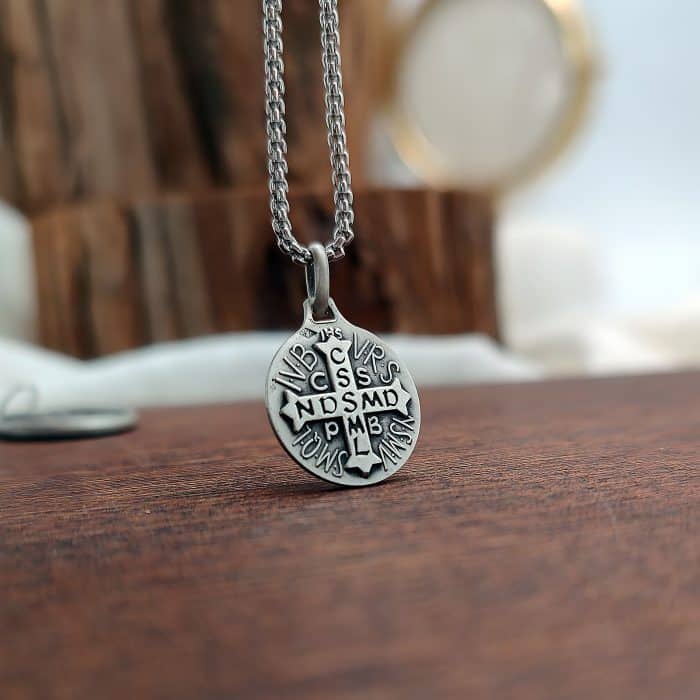 法国银圣牌- 圣本笃 - 925银 - 1.6cm Catholic religious art