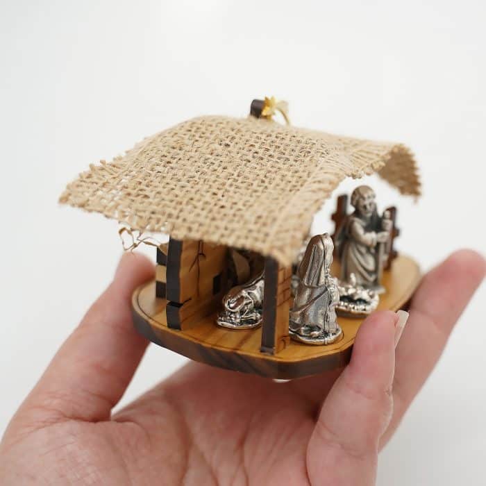小屋-5个人物-麻布和稻草装饰-9.3x6.5x5.5cm Catholic religious art