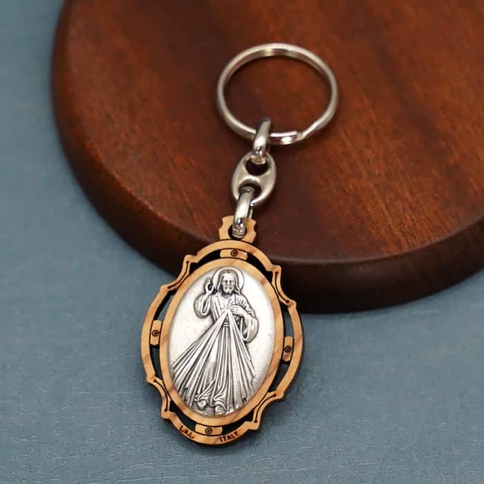 钥匙扣-上主慈悲-橄榄-镂空-带镀银合金圣牌-4.3x3.3cm Catholic religious art