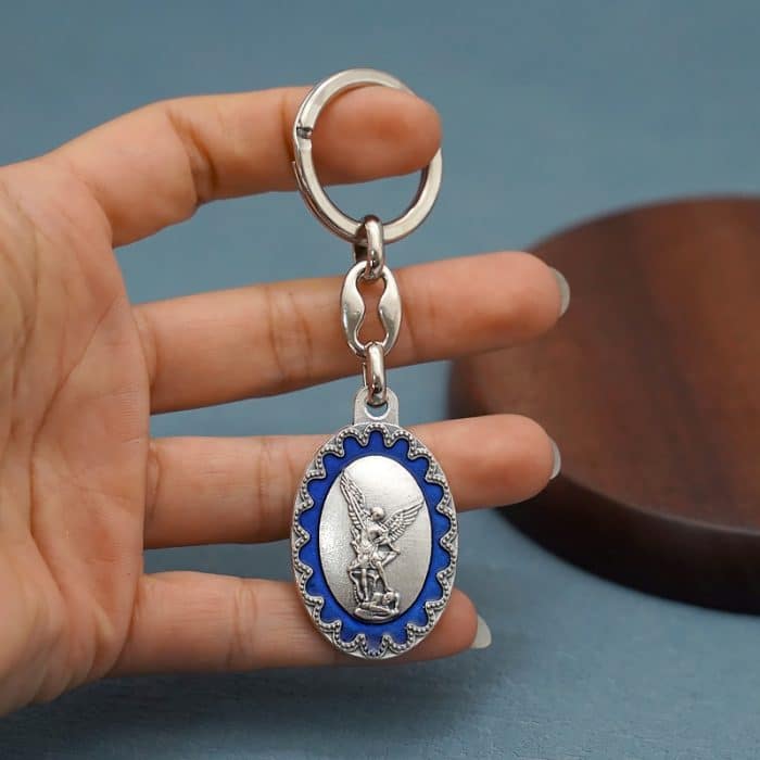 钥匙扣-弥额尔天使-合金-珐琅处理-椭圆花边-带包装袋-3.8x2.7cm Catholic religious art