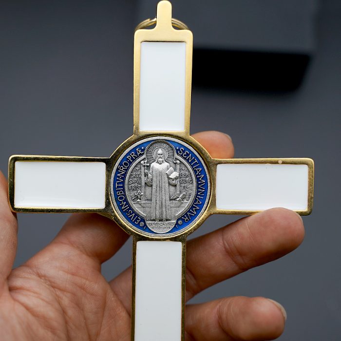 十字架-圣本笃-锌合金-金色珐琅-19x10cm Catholic religious art