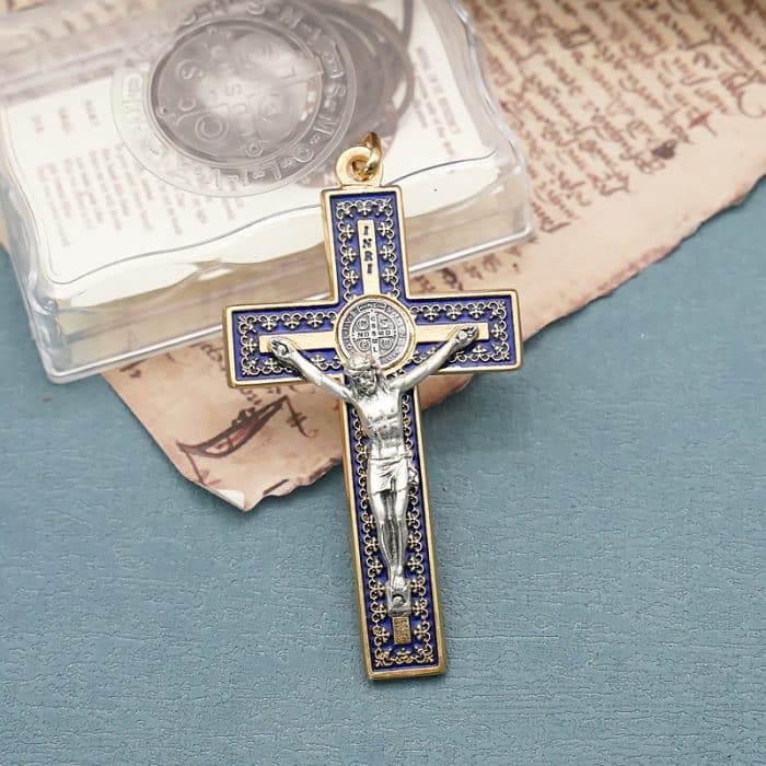十字架-圣本笃-带装饰图案-金色-珐琅处理-带圈-蓝色-7.5x4.2cm Catholic religious art