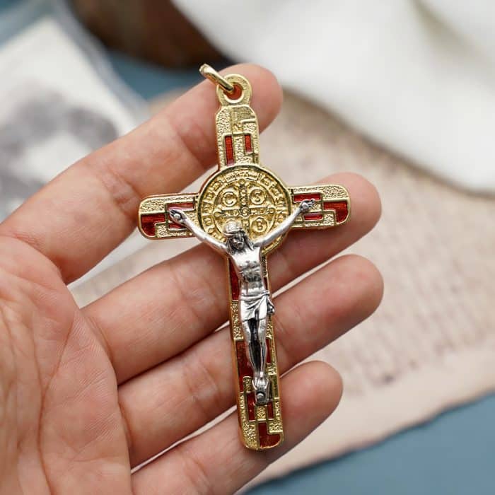 合金圣本笃十字架-金色-红珐琅-带包装盒-7.5x4.5cm Catholic religious art
